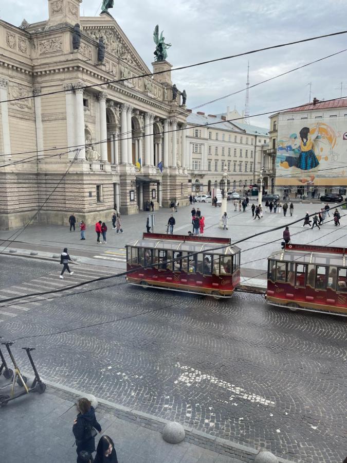 Apartment 39 Svobody Avenue Lviv Exteriör bild